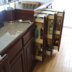 Pull out bar storage